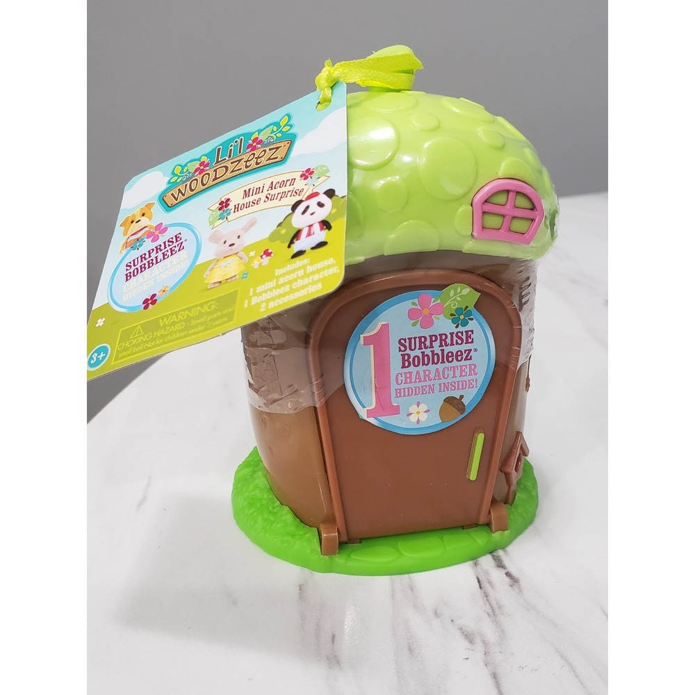 NEW Lil Woodzeez Mini Acorn House NWT Surprise Bobbleez Brown Door Playset